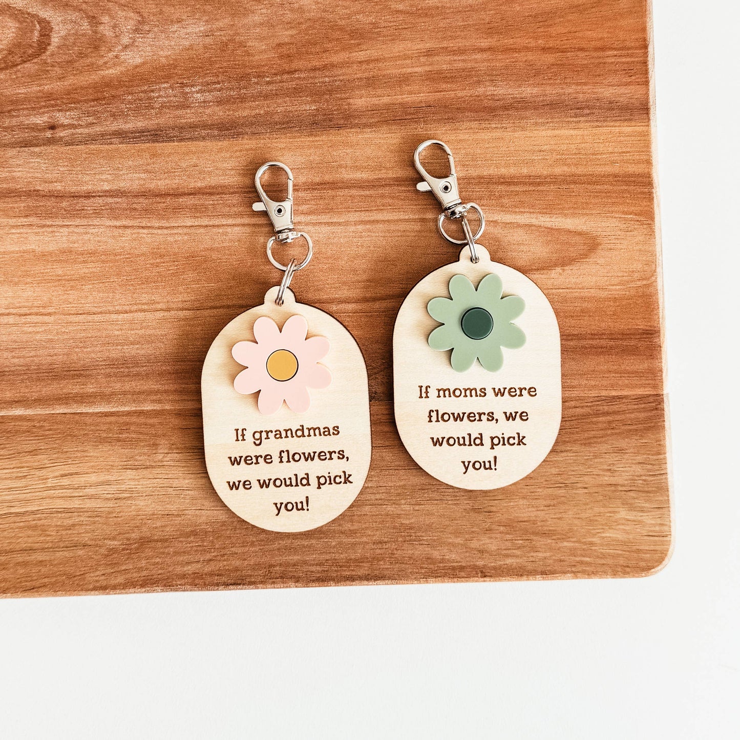 3D Wood and Acrylic Keychain | Mother's Day Keychain: If Moms/Grandmas were Flowers, 2 Colours & Styles(sold individually)