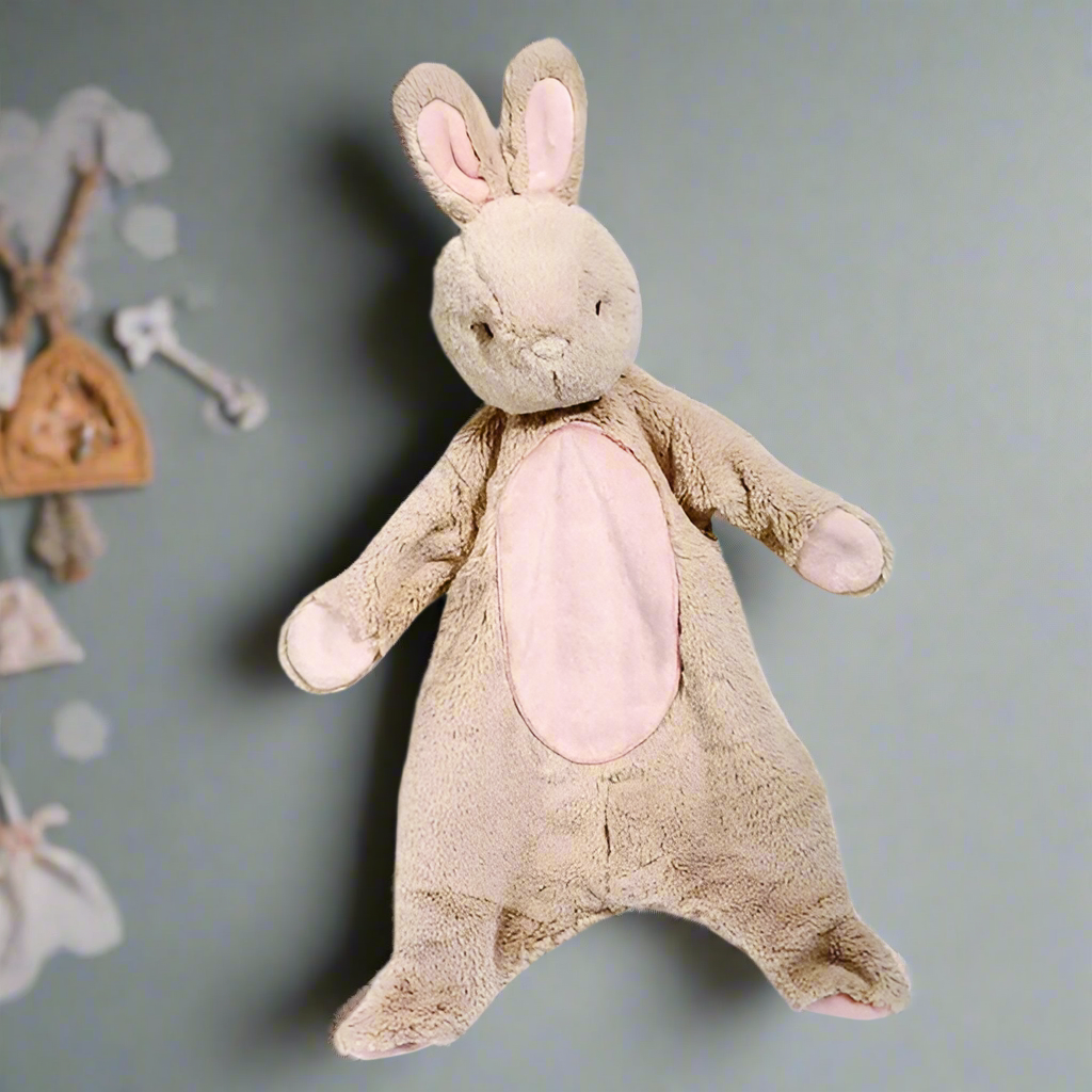Cuddle Bunny Sshlumpie by Douglas