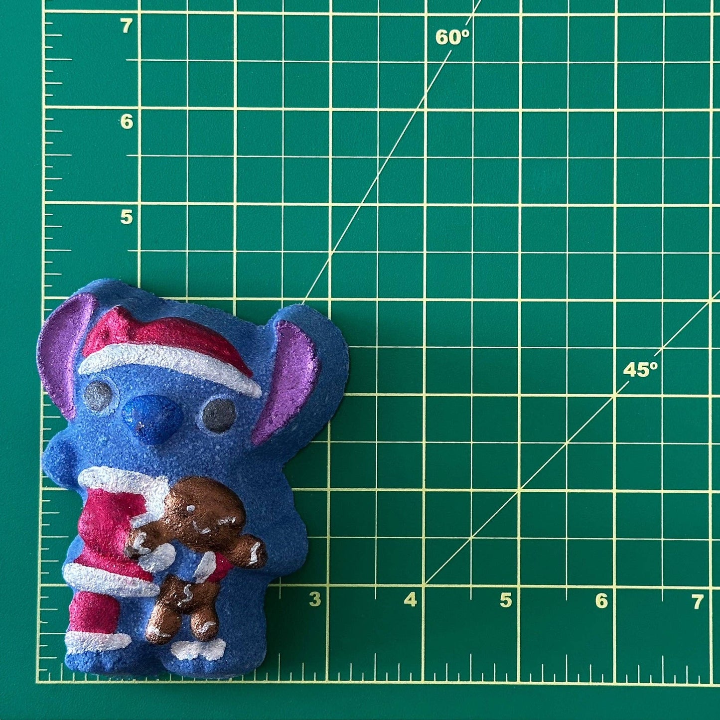 The Bomb Bar - Christmas - Alien friend with Doll