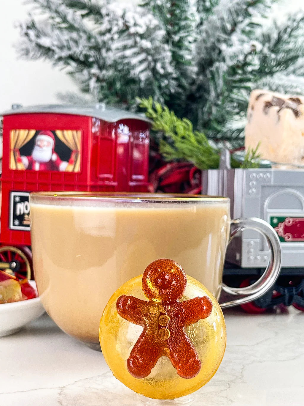 Gingerbread Latte Bomb