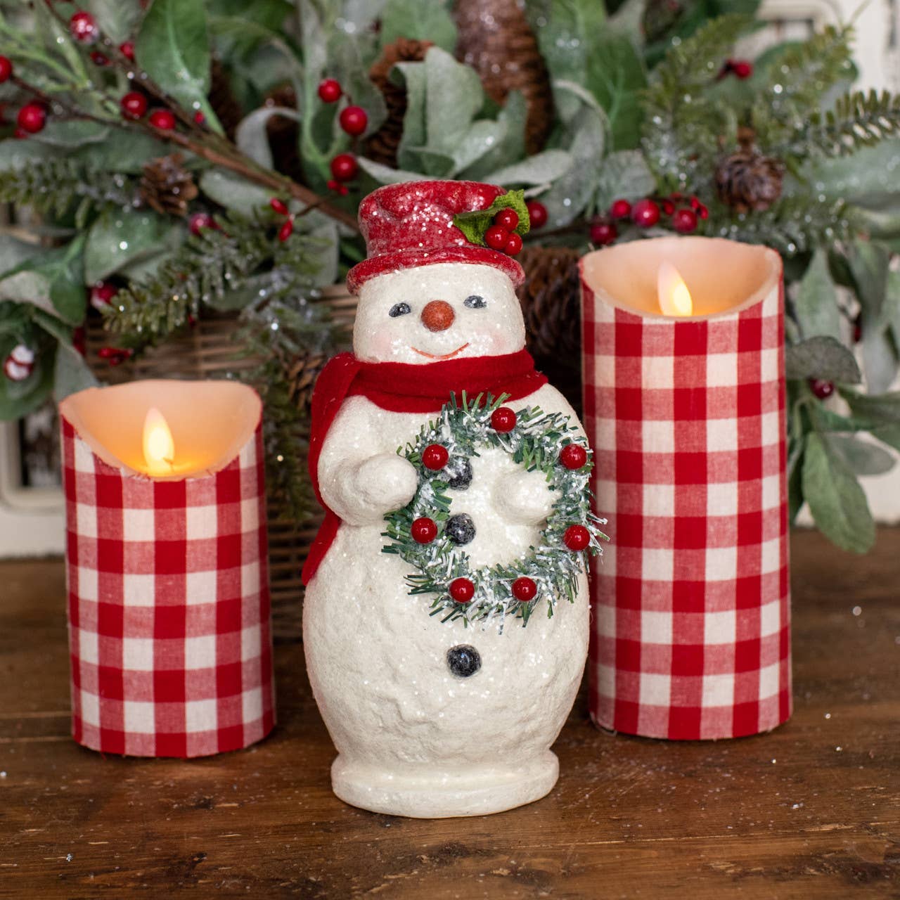 8" BERRY WREATH SNOWMAN