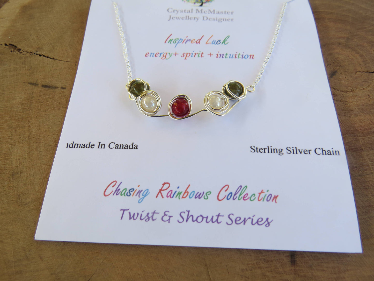 Red & Neutrals Twist Pendant Necklace