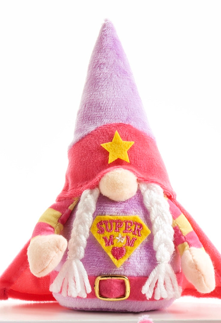 Mom and Grandma Gnomes, 4 Assorted