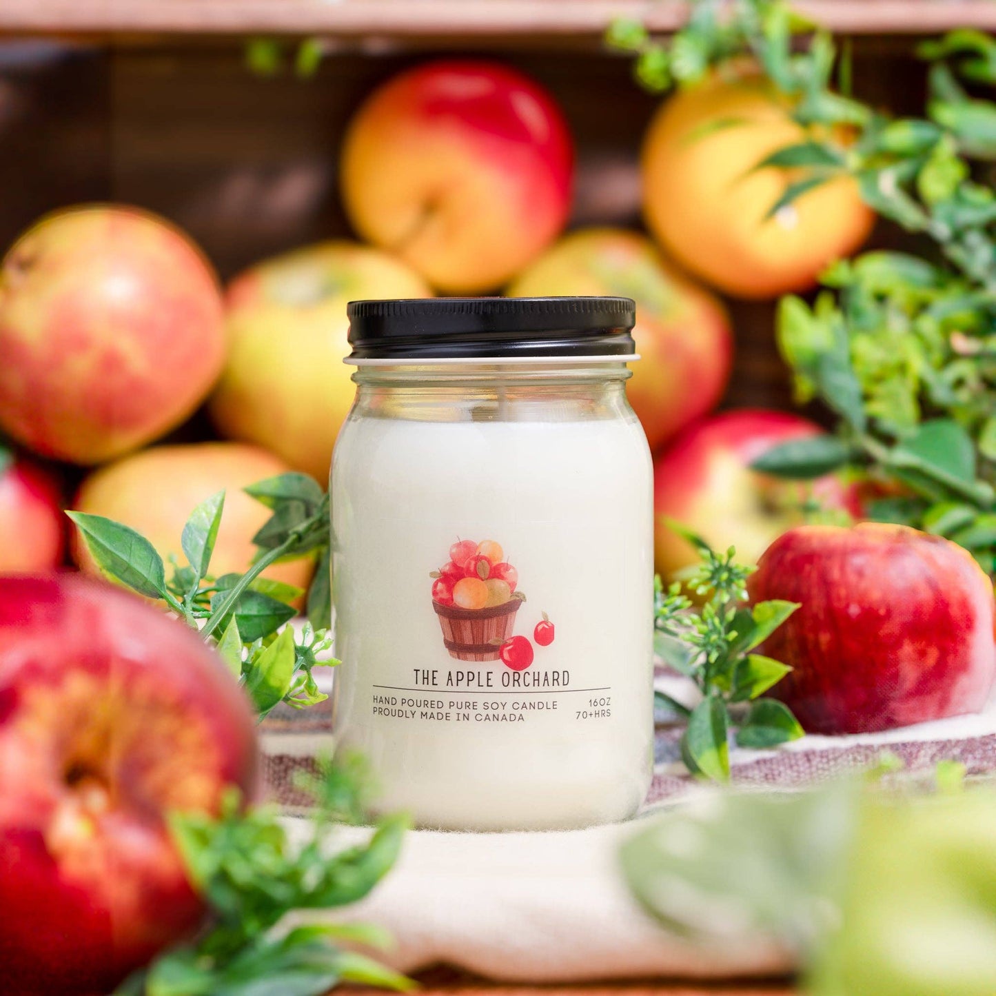 Serendipity Soy Candles - The Apple Orchard: 16oz Mason Jar