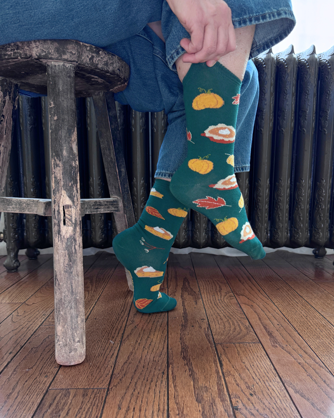 Friday Sock Co. - Women's Pumpkin Pie Fun Crew Socks - Thanksgiving Fall Gift