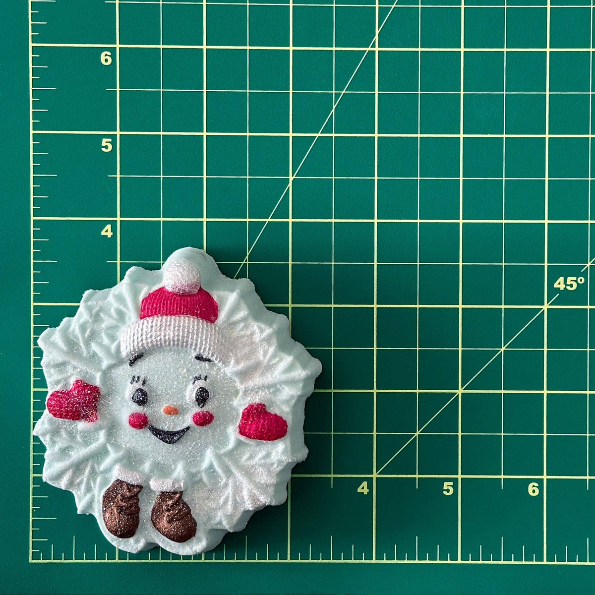 The Bomb Bar - Christmas Snowflake Face Bath Bomb