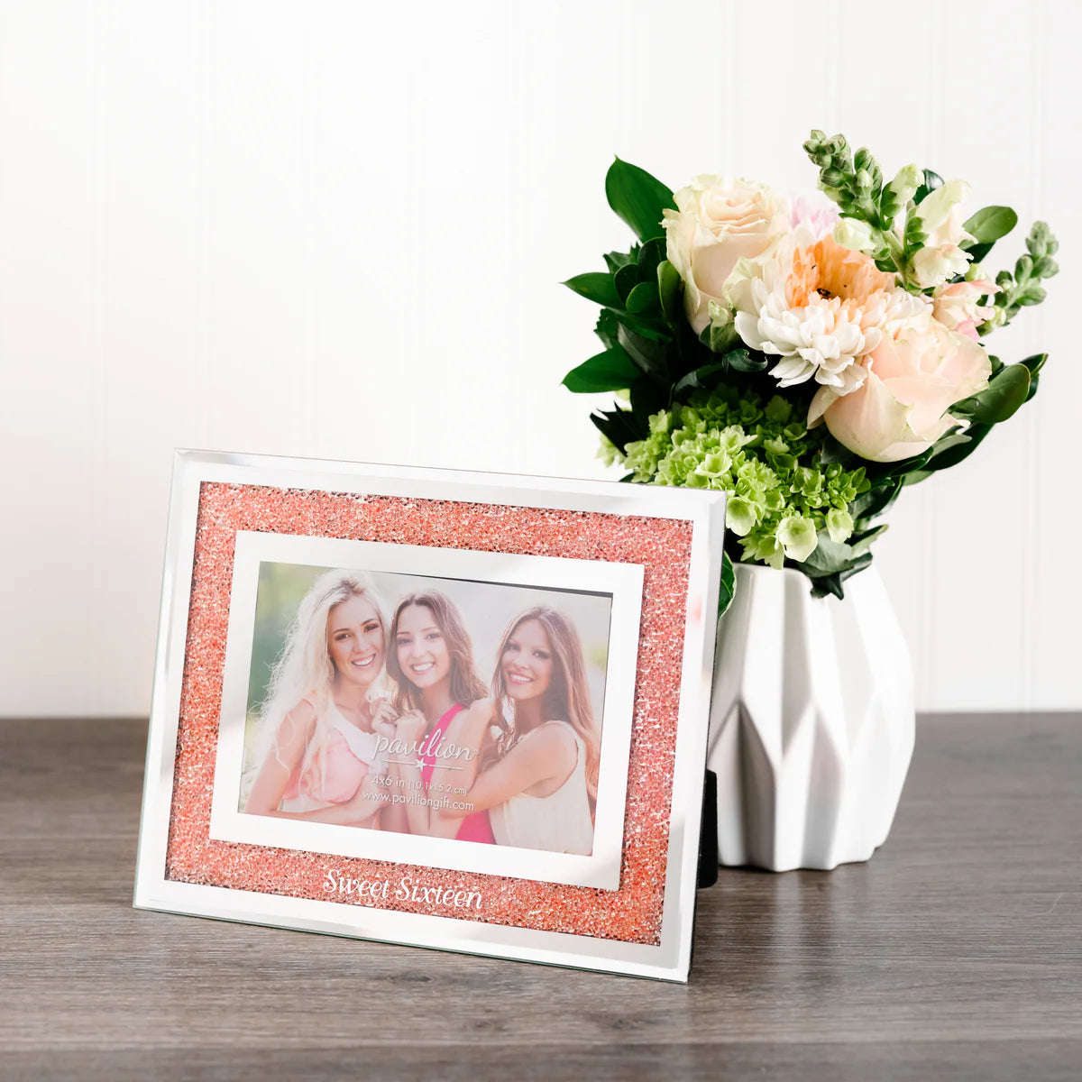 SWEET SIXTEEN 7.25" X 9.25" FRAME (HOLDS 4" X 6" PHOTO)
