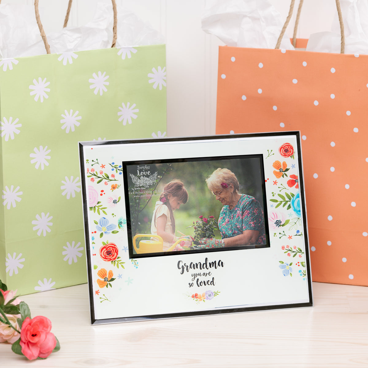 GRANDMA 9.25" X 7.25" FRAME (HOLDS 4 X 6“ PHOTO)