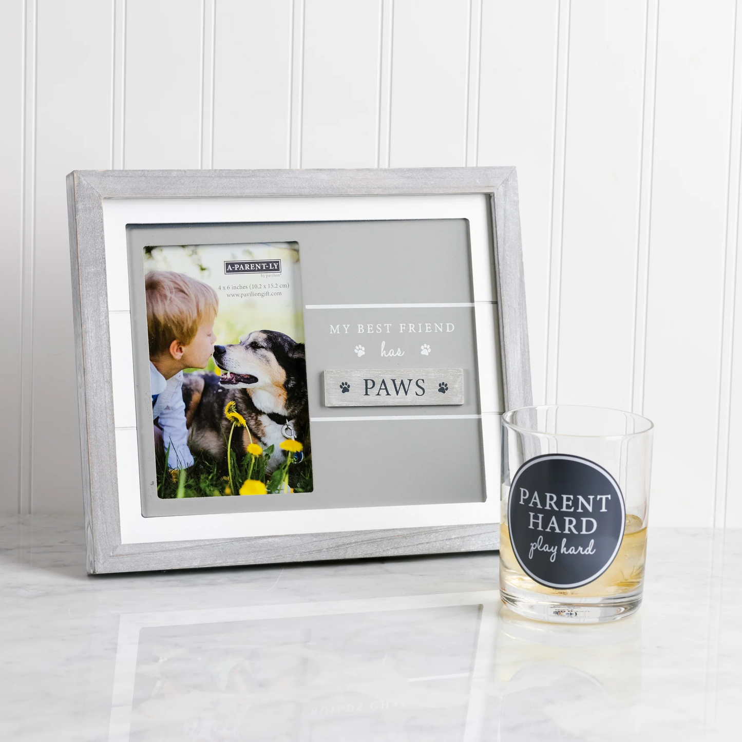 PET 9.75" X 8.25" FRAME (HOLDS 4" X 6" PHOTO)