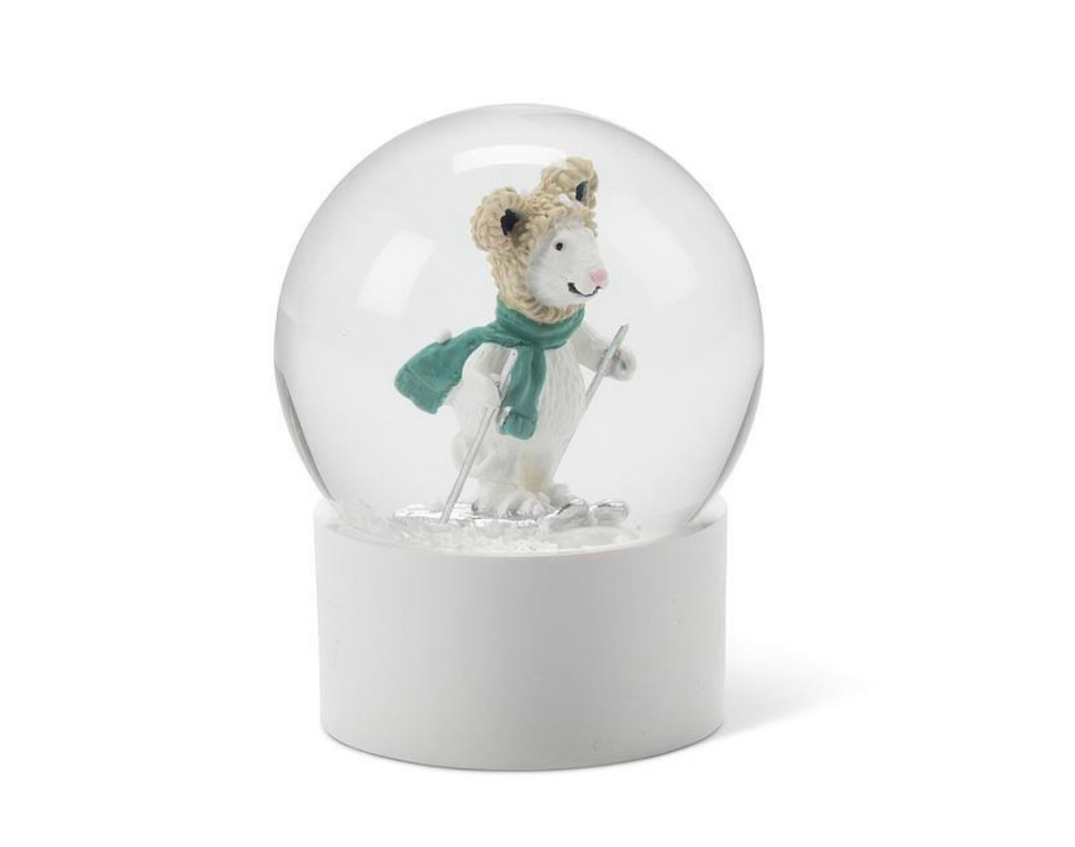 mouse skiing Globe