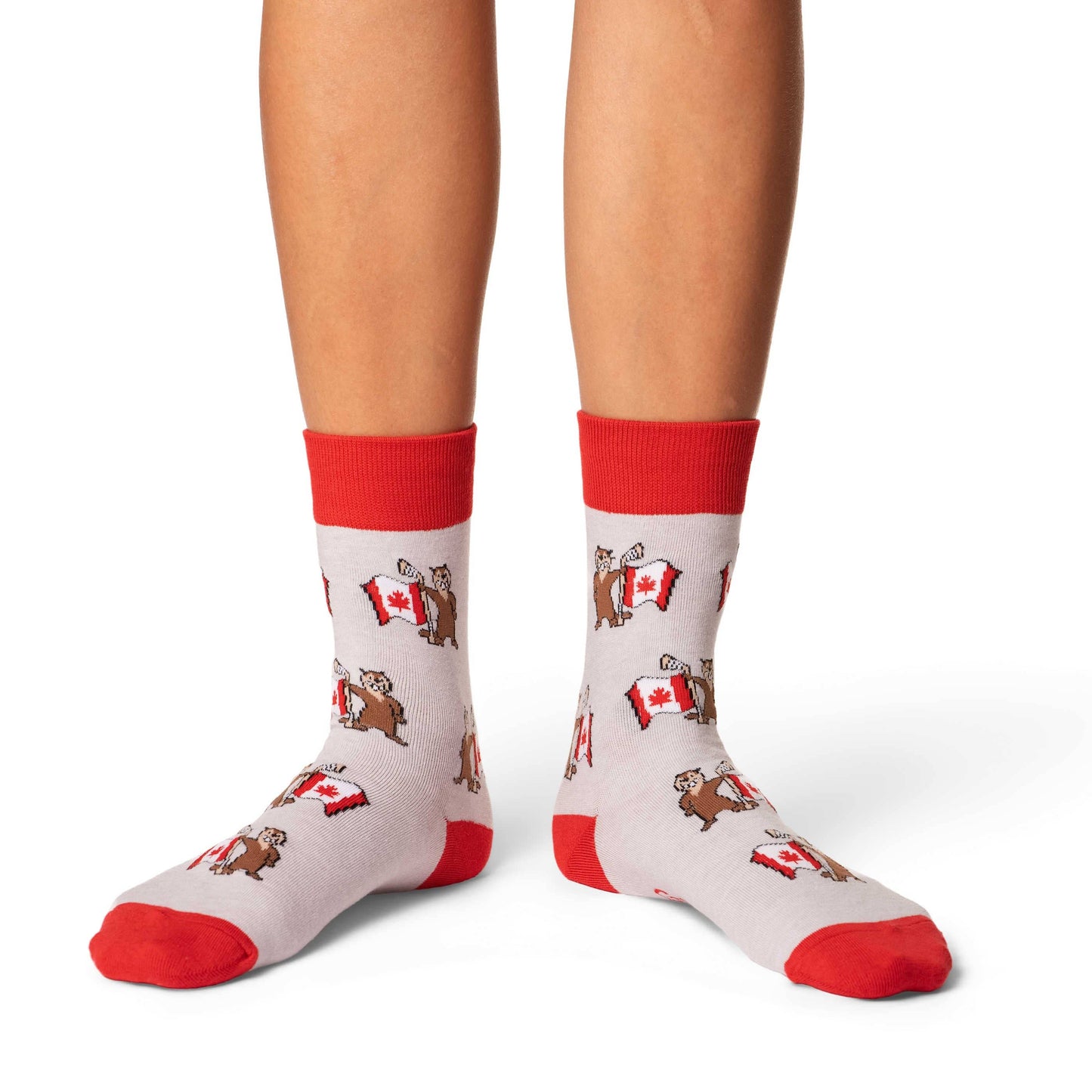 Women's Beaver Waving Canada Flag Socks: Shoe Size 5-9