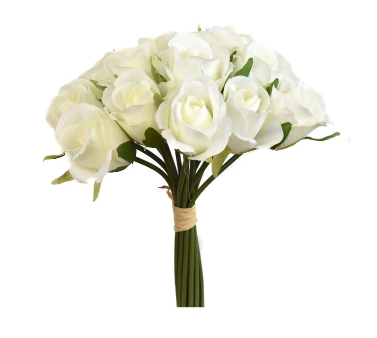 Bundle of White Sweetheart Roses, 9 inch